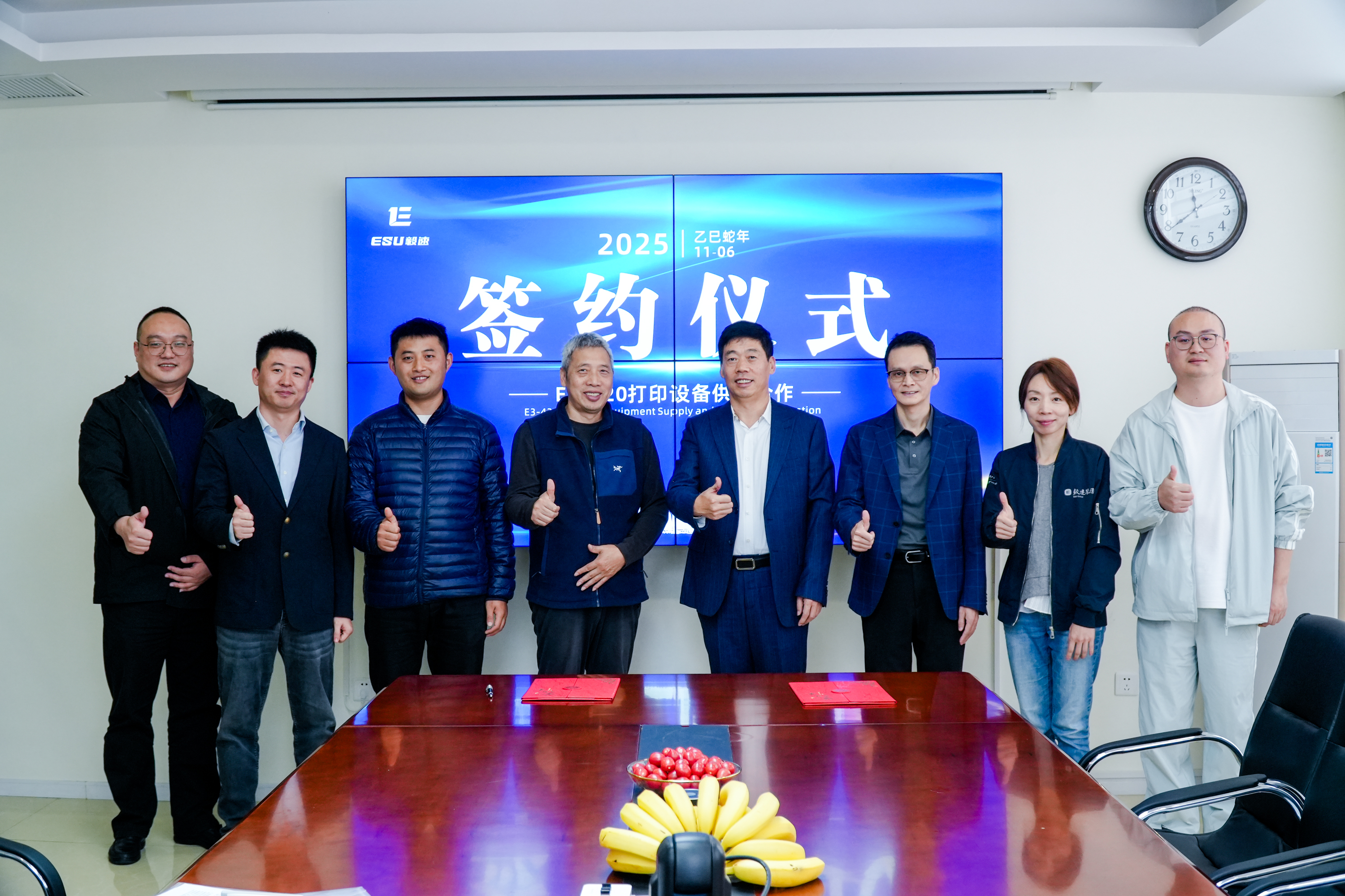 7769dc158ea70683c41f1c35048b9f35.jpg 7769dc158ea70683c41f1c35048b9f35.jpg